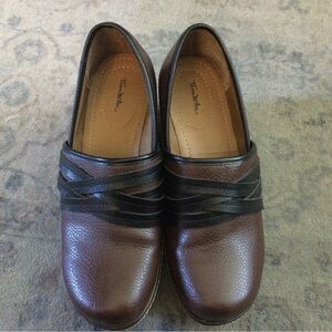ThomMcAn Women's Brown Leather Clogs Size 9.5